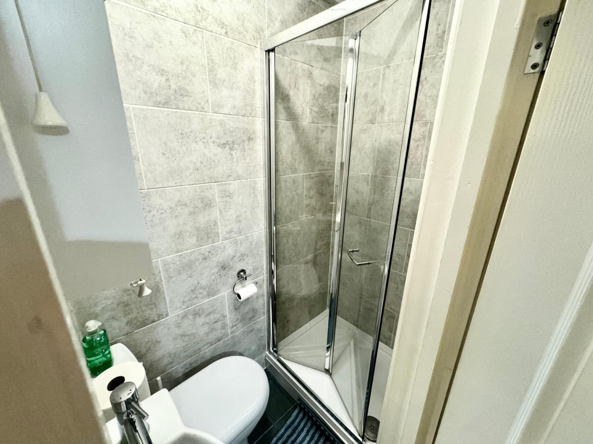 Modern En-Suite Rooms By Finsbury Park Station 8 Mins To King'S Cross By Tube Лондон Экстерьер фото